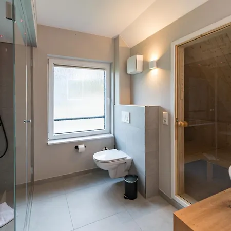 Alm-chalet Exclusive 2 *